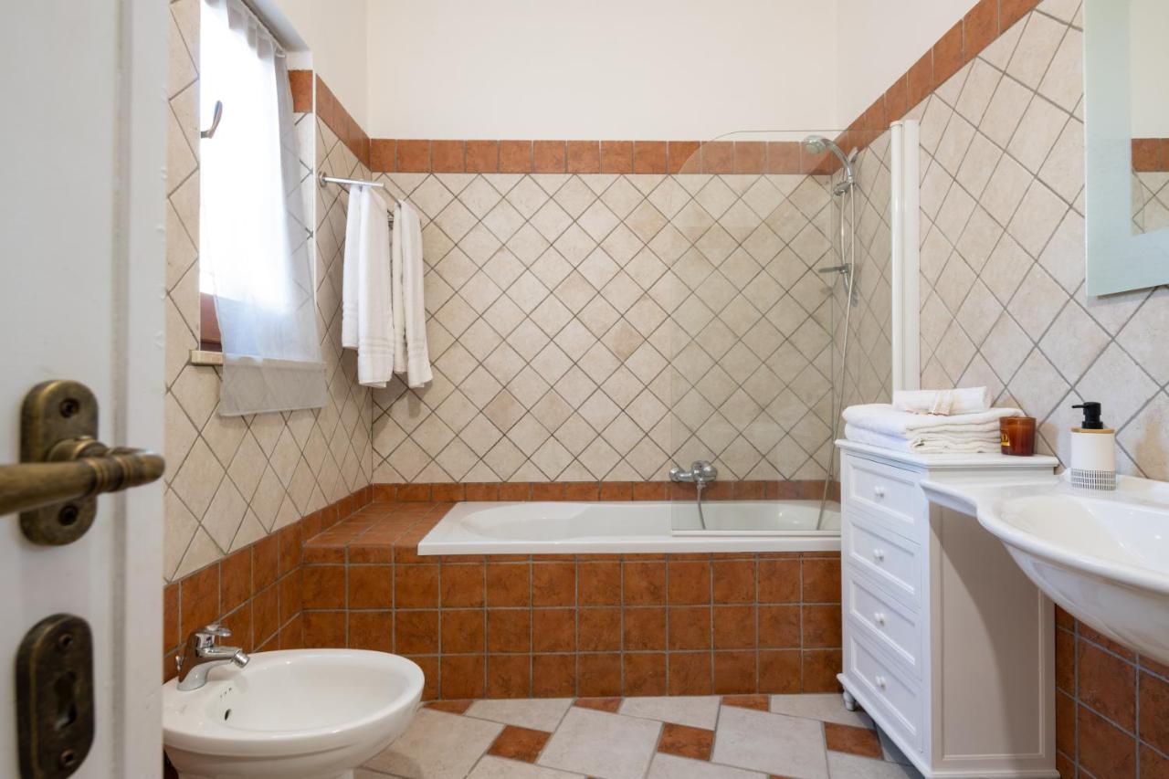Don Pedro 53 Hotel Tresnuraghes Екстериор снимка
