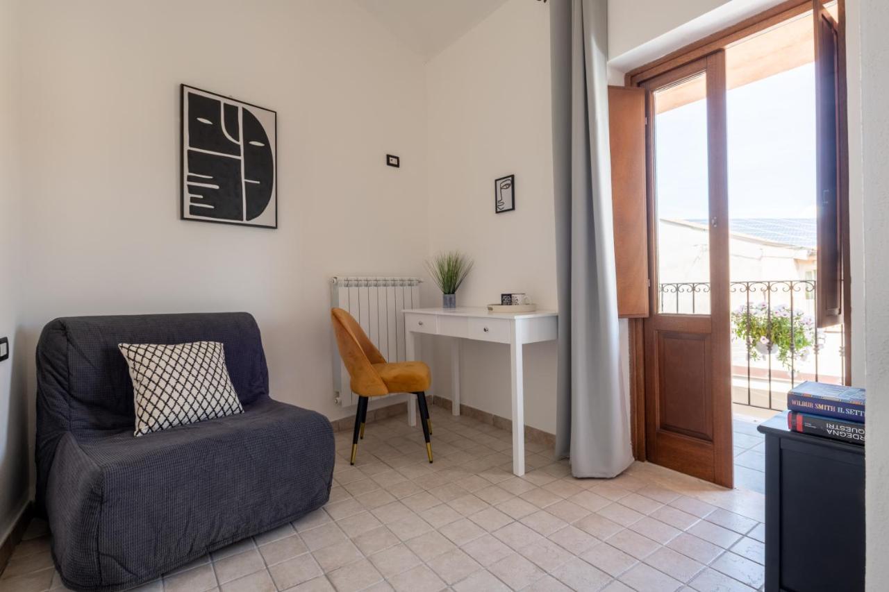 Don Pedro 53 Hotel Tresnuraghes Екстериор снимка