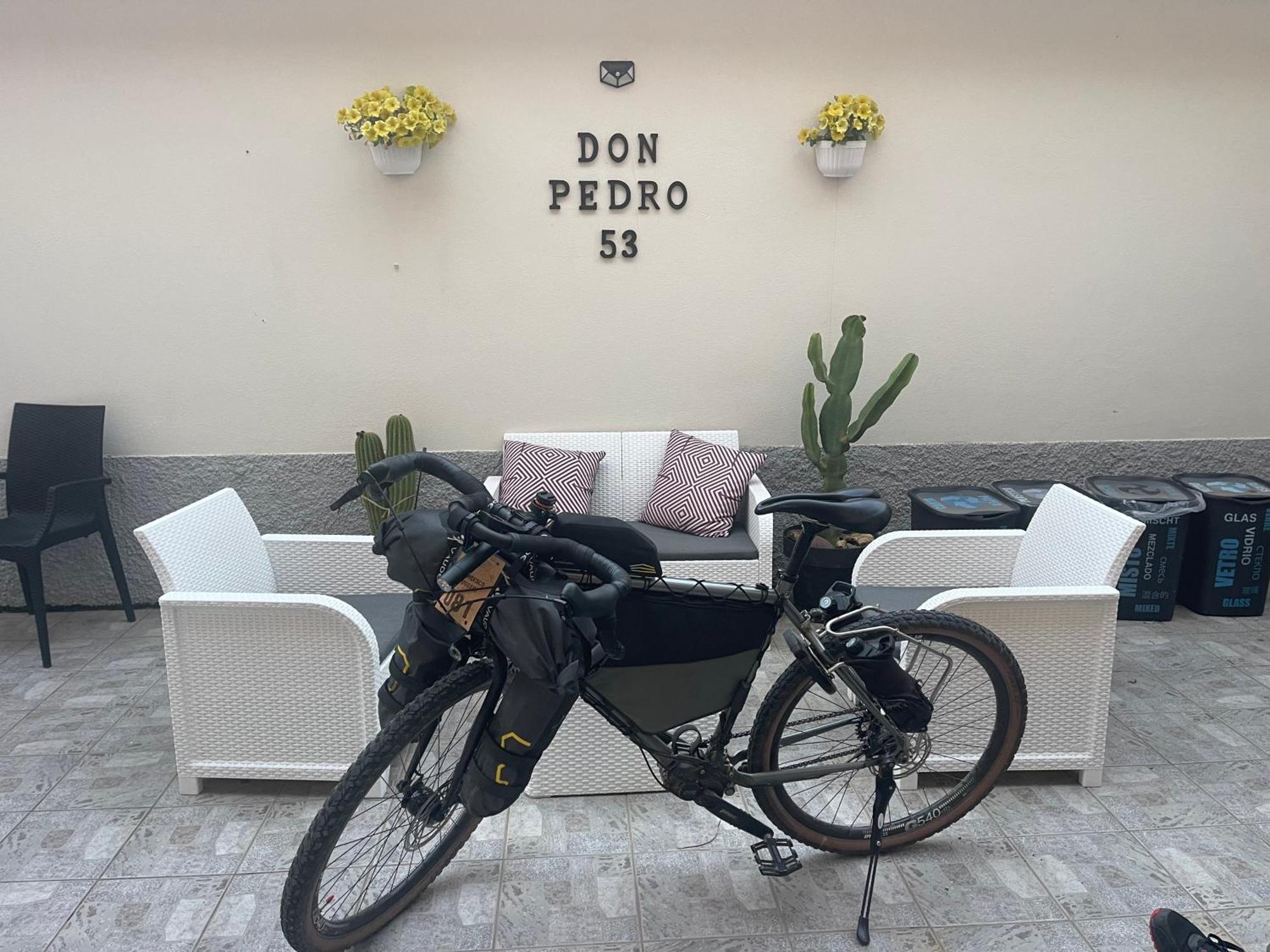 Don Pedro 53 Hotel Tresnuraghes Екстериор снимка
